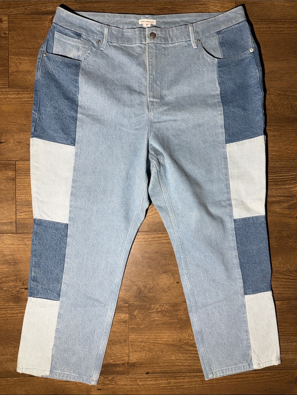 Good American Light Wash Colorblock Patchwork Jeans - Size 22